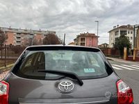 Usata Toyota Auris 2012 Grigio Berlina