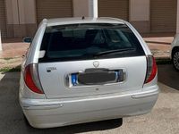 Usata Lancia Lybra 116 CV (85 kW) 2004 Grigio Station wagon