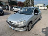 Usata Peugeot 206 60 CV (44 kW) 2003 Grigio Berlina