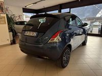 Usata Lancia Ypsilon 69 CV (50 kW) 2023 Blu Utilitaria