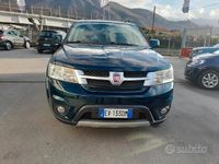 Usata Fiat Freemont Lounge 170 CV (125 kW) 2014 Blu SUV