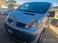 Usata Renault Trafic Komfort 114 CV (83 kW) 2011 Grigio Monovolume