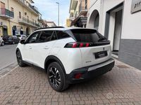 Usata Peugeot 2008 Allure 110 CV (80 kW) 2022 Bianco SUV