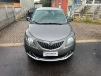 Usata Lancia Ypsilon Gold 69 CV (50 kW) 2022 Grigio Utilitaria