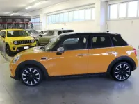 Usata Mini Cooper D Business 95 CV (69 kW) 2015 Arancione Utilitaria