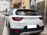 Usata Kia Stonic Style 84 CV (61 kW) 2022 Bianco SUV
