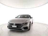 Usata VW Arteon Sportline 241 CV (177 kW) 2017 Pyrit silver metalizzato Utilitaria