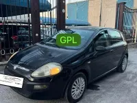 Usado Fiat Punto Active 60 CV (44 kW) 2010 Negro Utilitario