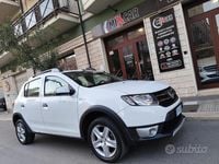 Usata Dacia Sandero Stepway 90 CV (66 kW) 2016 Bianco Berlina