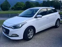 Usata Hyundai i20 Classic 75 CV (55 kW) 2015 Bianco Utilitaria