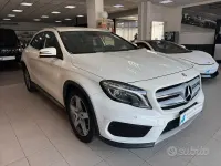 Usata Mercedes GLA200 Premium 136 CV (100 kW) 2015 Bianco SUV