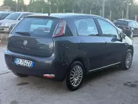 Gebraucht Fiat Punto Lounge 75 PS (55 kW) 2014 Blau Kleinwagen