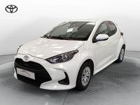 Usata Toyota Yaris Hybrid Active 116 CV (85 kW) 2024 Bianco Berlina