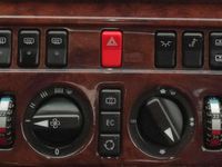 Usata Mercedes E300 150 CV (110 kW) 1992 Blu/azzurro Berlina