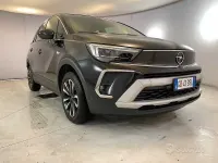 Usata Opel Crossland Elegance 110 CV (80 kW) 2021 Nero SUV