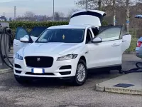 Usata Jaguar F-Pace Portfolio 180 CV (132 kW) 2017 Bianco SUV