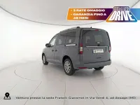 Usata Ford Tourneo Titanium 122 CV (89 kW) 2023 Grigio metallizzato scuro Monovolume