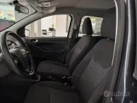 Usata Ford Ka Plus Titanium 86 CV (63 kW) 2016 Grigio Utilitaria