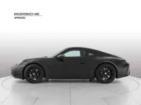 Usata Porsche 992 394 CV (289 kW) 2025 Nero metallizzato Coupé