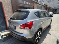 Usata Nissan Qashqai Acenta 103 CV (75 kW) 2010 Grigio SUV