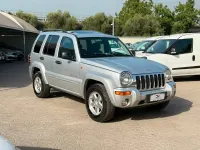 Usata Jeep Cherokee Limited 142 CV (104 kW) 2004 Grigio SUV