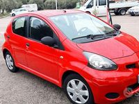 Usata Toyota Aygo 68 CV (50 kW) 2009 Rosso Utilitaria