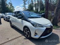 Usata Toyota Yaris Lounge 111 CV (81 kW) 2019 Bianco Berlina
