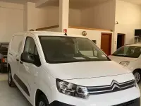 Usata Citroën Berlingo Live 131 CV (96 kW) 2020 Bianco Monovolume