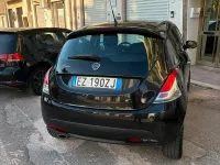 Usata Lancia Ypsilon 95 CV (69 kW) 2015 Nero Utilitaria