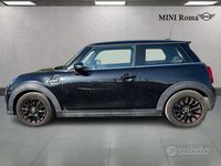 Usata Mini Cooper SE Classic 135 kW (184 CV) 2023 Midnight black ii Utilitaria