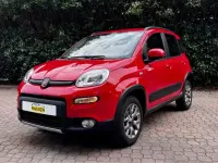 Usata Fiat Panda 4x4 86 CV (63 kW) 2017 Rosso Utilitaria