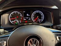 Usata VW Polo R-line 90 CV (66 kW) 2020 Grigio Utilitaria