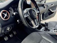 Usata Mercedes A200 Premium 136 CV (100 kW) 2013 Bianco Berlina