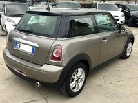 Begagnad Mini One D 90 HK (66 kW) 2013 Brun Halvkombi