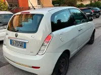 Usata Lancia Ypsilon 60 CV (44 kW) 2010 Bianco Utilitaria