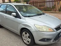 Usata Ford Focus 90 CV (66 kW) 2008 Grigio Station wagon