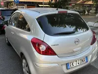 Usata Opel Corsa Enjoy 75 CV (55 kW) 2011 Utilitaria