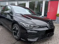 Usata VW Golf VIII R-line 150 CV (110 kW) 2025 Nero Berlina