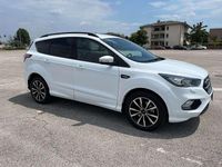 Usata Ford Kuga ST-Line 163 CV (119 kW) 2018 Bianco SUV