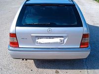Usado Mercedes C200 Elegance 194 CV (142 kW) 1997 Gris Familiar