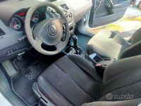 Usata Renault Mégane II Authentique 98 CV (72 kW) 2003 Bianco Berlina