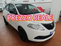 Usata Lancia Ypsilon 69 CV (50 kW) 2019 Bianco