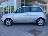 Usata Lancia Ypsilon 60 CV (44 kW) 2008 Grigio Utilitaria