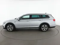 Usata VW Passat Alltrack 200 CV (147 kW) 2022 Argento Station wagon