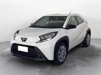 Usata Toyota Aygo X Active 72 CV (52 kW) 2025 Bianco SUV