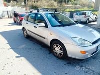 Usata Ford Focus 2001 Grigio Berlina