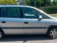 Usata Opel Zafira 101 CV (74 kW) 2002 Grigio Monovolume