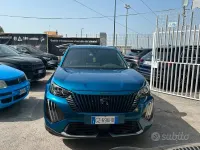 Usata Peugeot 2008 Allure 131 CV (96 kW) 2025 Perlato SUV
