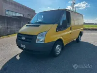 Usata Ford Transit 280S 116 CV (85 kW) 2010 Giallo Monovolume