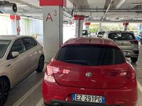Usata Alfa Romeo Giulietta Distinctive 105 CV (77 kW) 2015 Rosso Berlina
